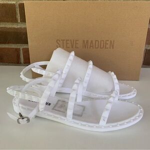Steve Madden Womens Travel white Studded Flat Jelly Sandals Size US 7 M